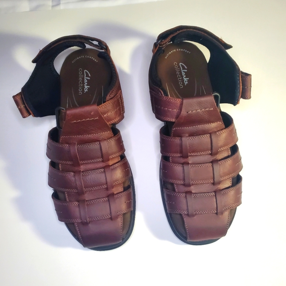 Clarks Men's Walkford Fish Tumbled Leather Sandals .